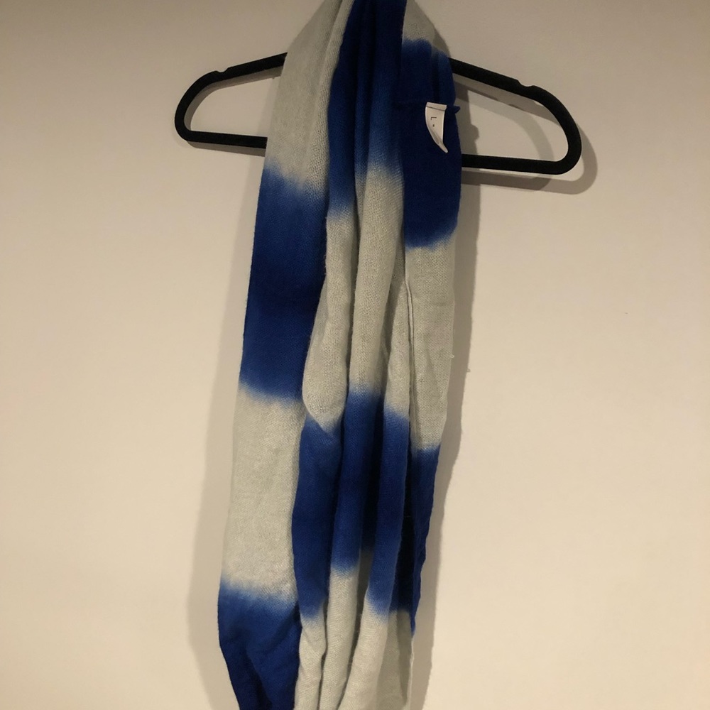 Leith Ombré Infinity Scarf